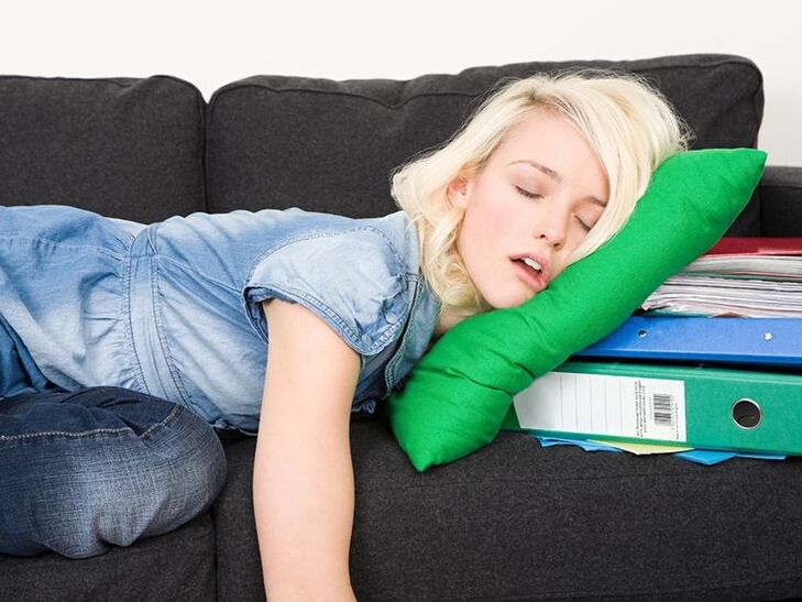 άβολη θέση ύπνου ως αιτία θωρακικής οστεοχόνδρωσης